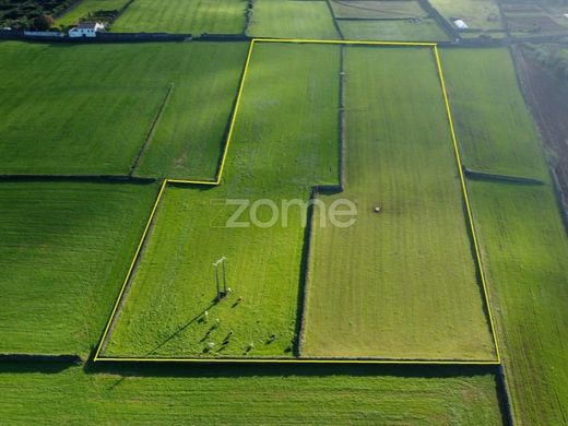 Terrain à Ribeira Grande, Açores