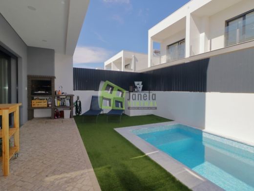 Seixal, Distrito de Setúbalのマルチファミリーヴィラ