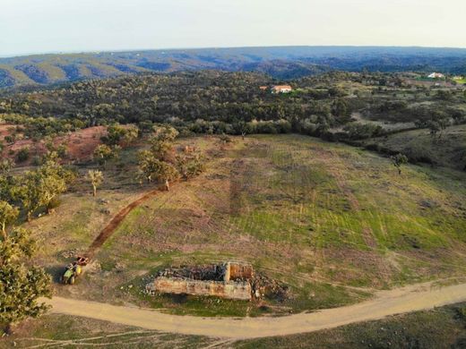 Land in Grândola, Distrito de Setúbal