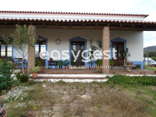 Luxury home in Serpa, Distrito de Beja