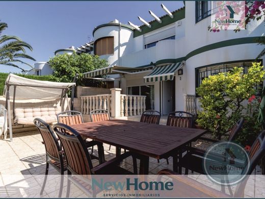 Duplex in El Campello, Alicante