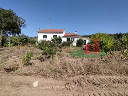 Элитный дом, Rio Maior, Distrito de Santarém