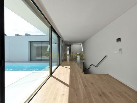 Casa di lusso a Vila Nova de Gaia, Oporto