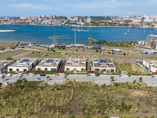 Luxury home in Vila Nova de Gaia, Distrito do Porto