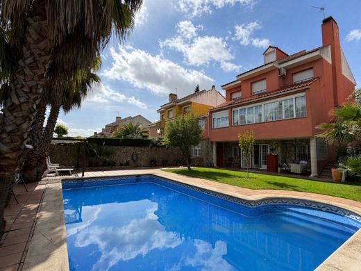 Luxury home in Moraleja de Enmedio, Province of Madrid