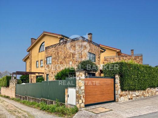 Элитный дом, Олейрос, Provincia da Coruña