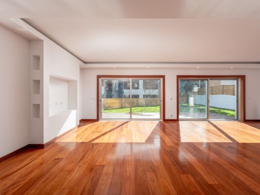 豪宅  加亚新城
, Vila Nova de Gaia