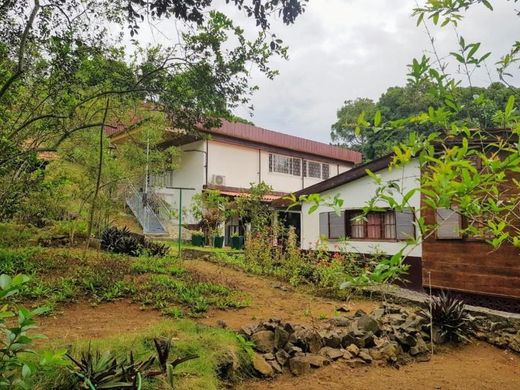 Luxury home in São Tomé, Água Grande District