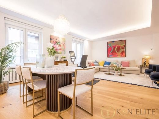 Apartment / Etagenwohnung in Madrid, Provinz Madrid