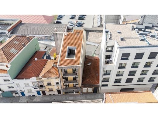 Kamienica w Porto, Distrito do Porto