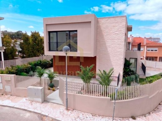 Luxury home in Sesimbra, Distrito de Setúbal
