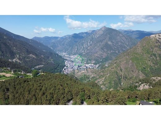 ‏קרקע ב  les Escaldes, Escaldes-Engordany