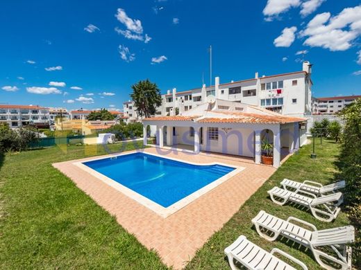 Detached House in Albufeira, Albufeira Municipality