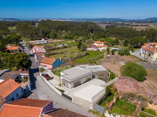 منزل ﻓﻲ Caldas da Rainha, Distrito de Leiria