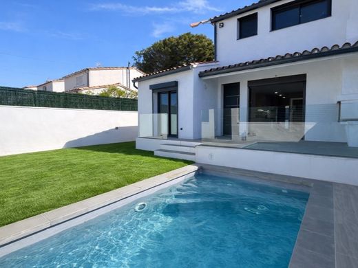 Luxury home in l'Escala, Province of Girona