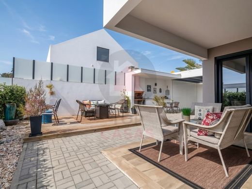 Einfamilienhaus in Caldas da Rainha, Distrito de Leiria