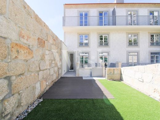 Διαμέρισμα σε Βίλα Νόβα ντε Γκάια, Vila Nova de Gaia