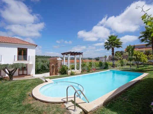 Rural ou fazenda - Caldas da Rainha, Leiria