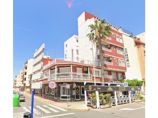 Torrevieja, アリカンテのホテル