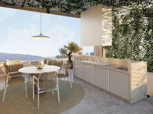 Пентхаус, Káto Polemídia, Limassol District