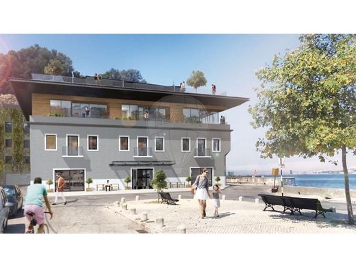 Residential complexes in Almada, Distrito de Setúbal