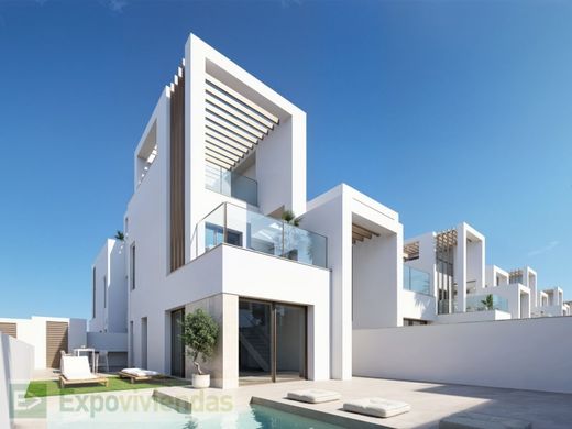 Luxury home in Los Alcázares, Murcia