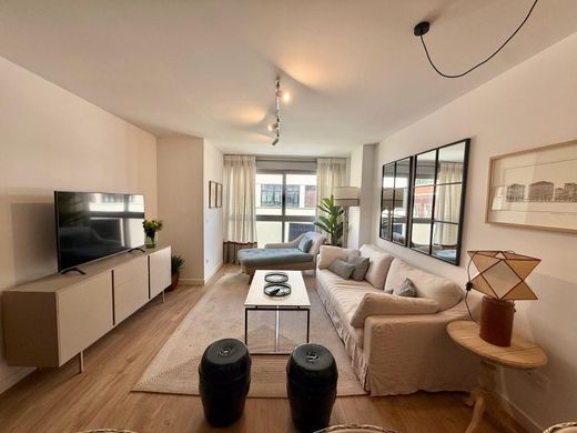 Apartment / Etagenwohnung in Sevilla, Andalusien