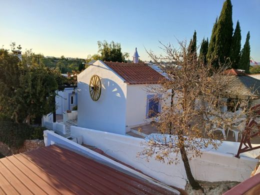 Πολυτελή κατοικία σε Lagoa, Distrito de Faro