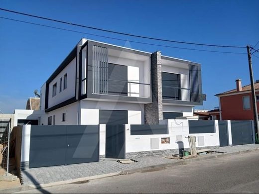 Casa Geminada - Seixal, Setúbal