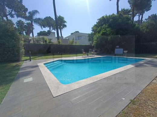 Luxury home in Charneca de Caparica, Almada