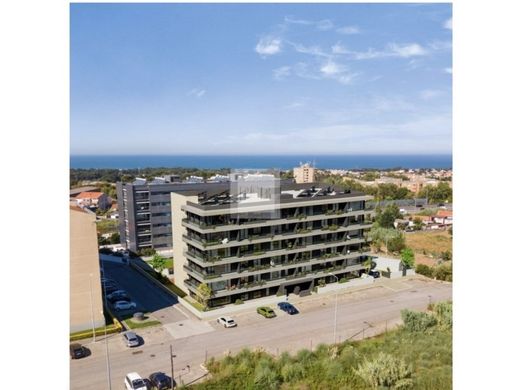 ヴィラ・ノヴァ・デ・ガイア
, Vila Nova de Gaiaのアパートメント