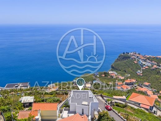 Luxury home in Ponta do Sol, Madeira