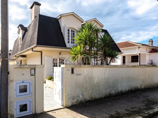 Элитный дом, Вила-Нова-де-Гайя, Vila Nova de Gaia