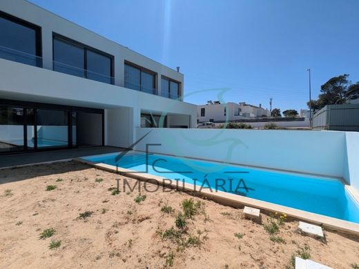 منزل ﻓﻲ Setúbal, Distrito de Setúbal