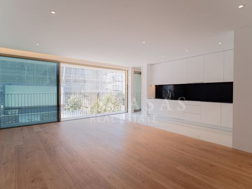 ヴィラ・ノヴァ・デ・ガイア
, Vila Nova de Gaiaのアパートメント