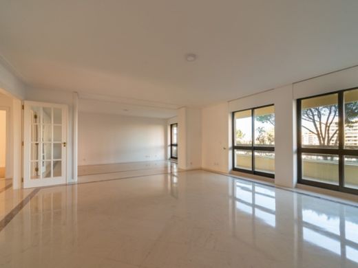 Apartamento - Avenidas Novas, Lisboa