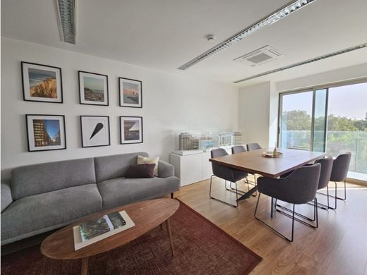 Bureau à Lisbonne, Lisbon