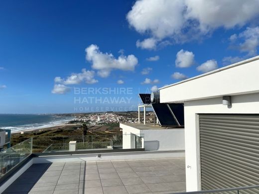 Villa Plurifamiliare a Lourinhã, Lisbona