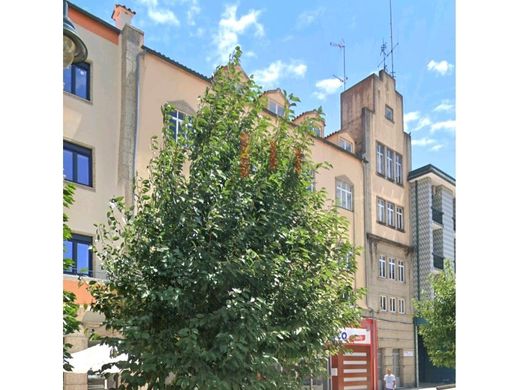 Complesso residenziale a Arcos de Valdevez, Distrito de Viana do Castelo