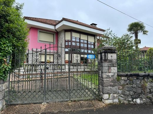 Rural or Farmhouse in Llanes, Province of Asturias