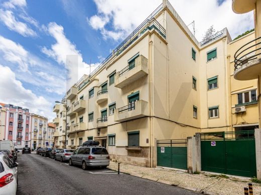 Apartment / Etagenwohnung in Lissabon, Lisbon