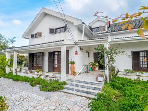 Charneca de Caparica, Almadaの高級住宅