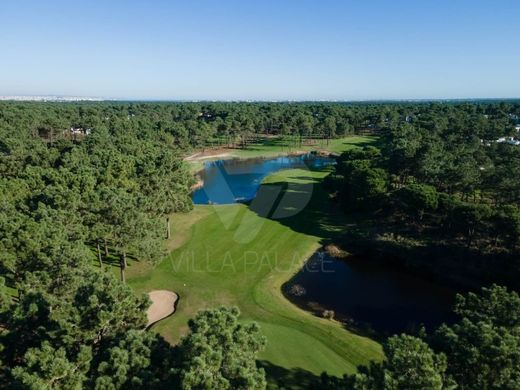 Casa Independente - Aroeira, Almada
