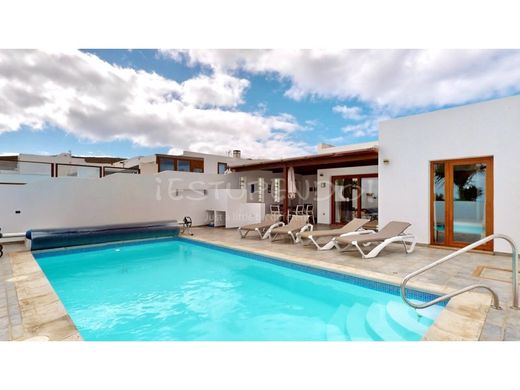 Villa in Yaiza, Provinz Las Palmas