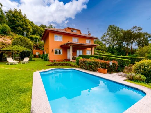 Luxus-Haus in Moaña, Pontevedra