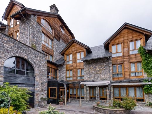 Maison de luxe à Tramacastilla de Tena, Province de Huesca