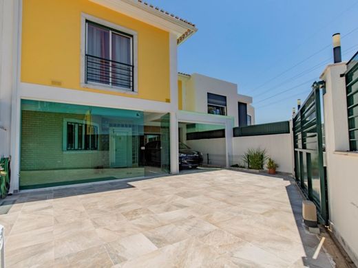 Luxury home in Cascais, Lisbon