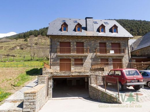 Mont, Província de Lleidaの高級住宅