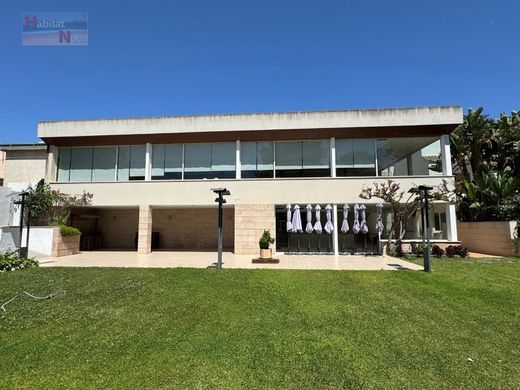 Banyeres del Penedès, Província de Tarragonaのアパートメント・コンプレックス