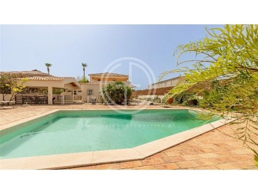 ローレ, Louléの高級住宅